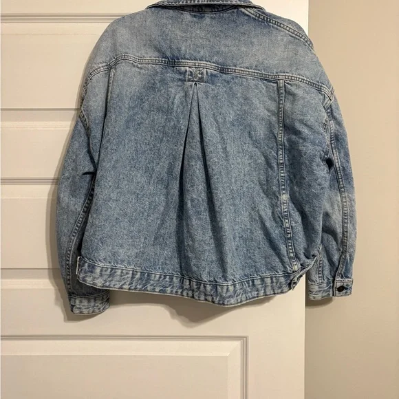 Free People Vintage Wash Denim Trucker Jacket - Picture 3 of 3